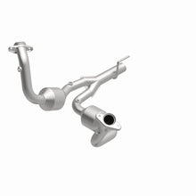 Load image into Gallery viewer, MagnaFlow Direct Fit Catalytic Converter 04 Jeep Grand Cherokee 4.7L - 458000