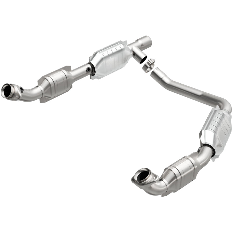 MagnaFlow Direct Fit Catalytic Converter 06 Ford E350 Van 5.4L - 458041