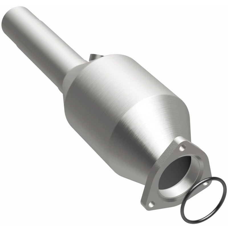 MagnaFlow 96-98 Volkswagen Golf 2.8L Direct Fit Converter - 4481957