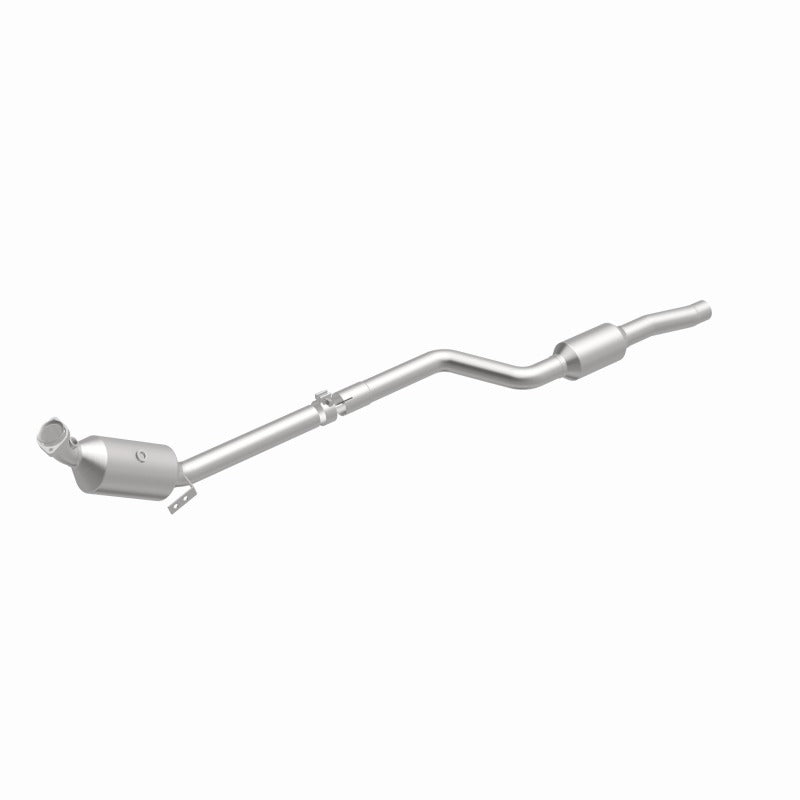 MagnaFlow 2011 C300 V6 3 OEM Underbody Direct Fit Converter - 21-437