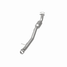 Load image into Gallery viewer, MagnaFlow Direct Fit Catalytic Converter 07-09 Range Rover v8 4.2/4.4L OEM Underbody - 21-755