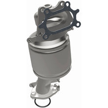 Load image into Gallery viewer, MagnaFlow 04-07 Saturn Vue 3.5L Direct Fit Converter - 5551741