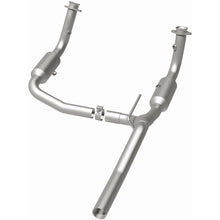 Load image into Gallery viewer, MagnaFlow Direct Fit Catalytic Converter 2009-2012 Dodge Nitro 3.7L Underbody - 52148