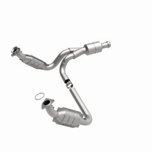 Load image into Gallery viewer, MagnaFlow Conv DF 09-13 Chevy Avalanche 5.3L - 51578