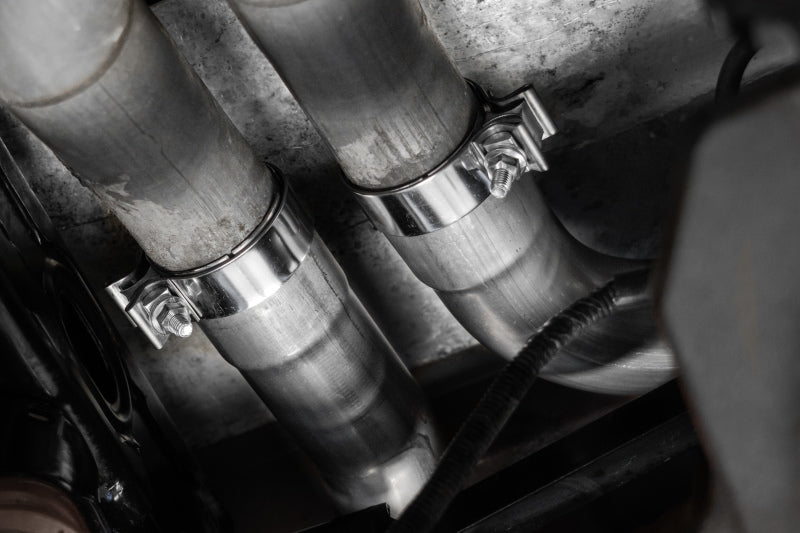 MBRP 2021+ Ford F-150 Raptor Axle-Back Dual Rear Exit T304 Performance Exhaust Sys - S52663CF