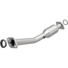 Load image into Gallery viewer, MagnaFlow Direct Fit Catalytic Converter 2011-2015 Juke L4 1.6 OEM Underbody - 52437