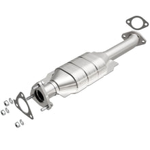 Load image into Gallery viewer, MagnaFlow Direct Fit Catalytic Converter 01-02 Kia Sportage Rear - 50668