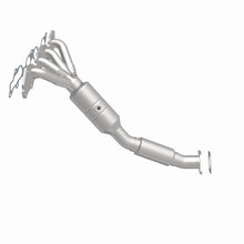 Load image into Gallery viewer, MagnaFlow 08-10 Ford Focus 2.0L Direct Fit Converter - 5531139