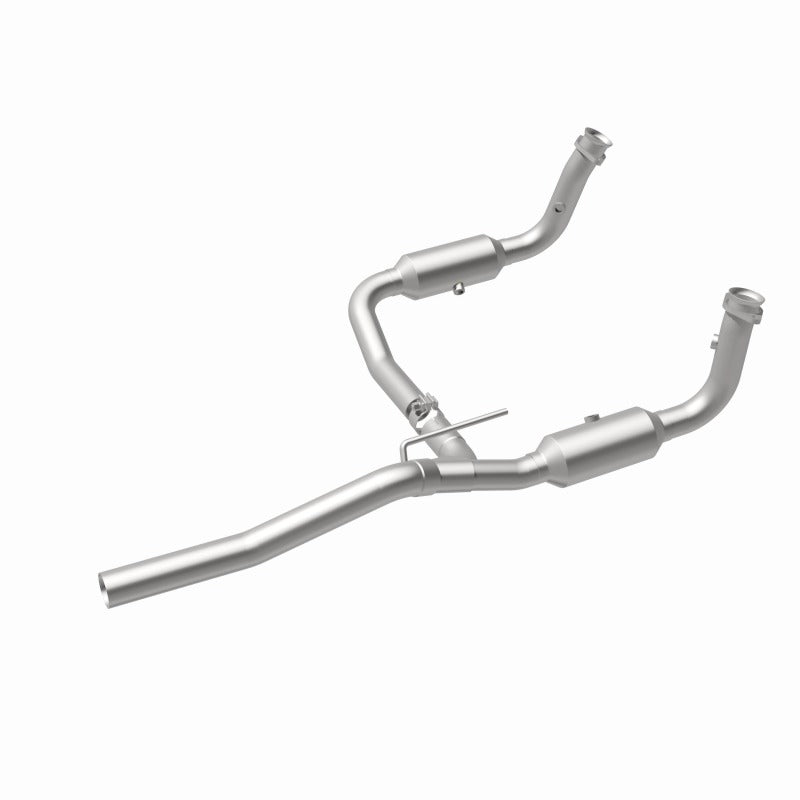 MagnaFlow Direct Fit Catalytic Converter 2009-2012 Dodge Nitro 3.7L Underbody - 52148
