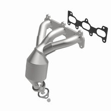 Load image into Gallery viewer, MagnaFlow Direct Fit Catalytic Converter 02-06 Hyundai Sonata 2.7L - 452018