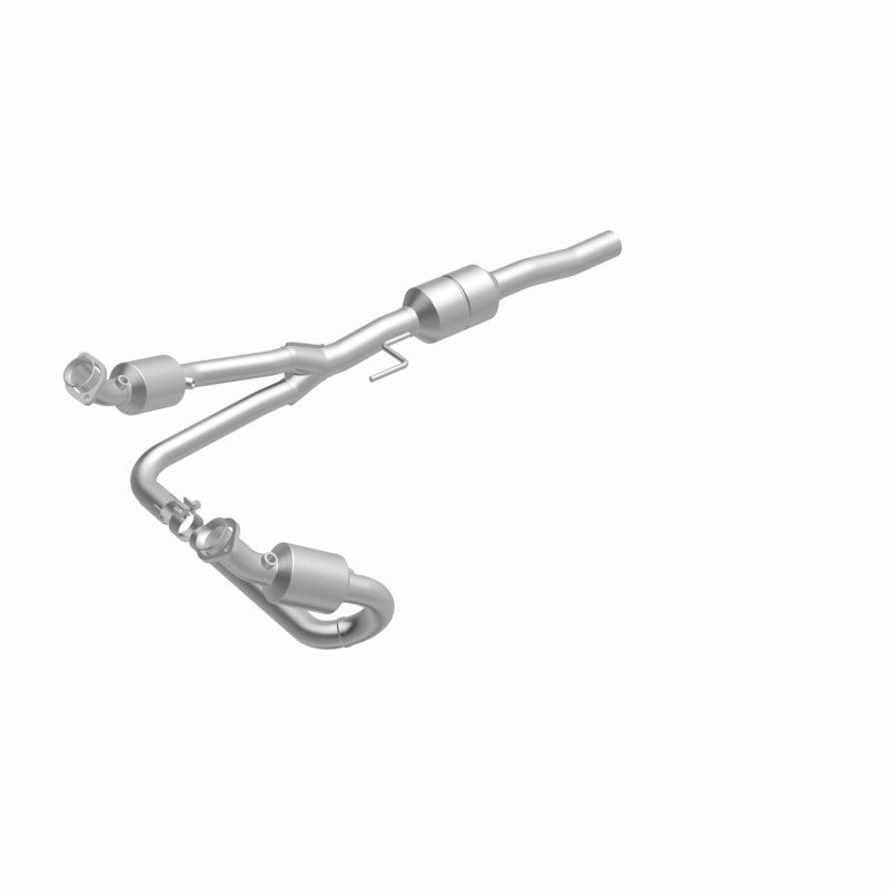 MagnaFlow Direct Fit Catalytic Converter 02-03 Dodge Durango 5.9L - 51348