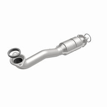 Load image into Gallery viewer, MagnaFlow Direct Fit Catalytic Converter 10-11 Honda CR-V 2.4L - 51783