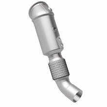 Load image into Gallery viewer, MagnaFlow 19-22 BMW X5 Front Underbody 3L Direct Fit Converter - 280513