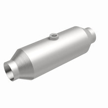 Load image into Gallery viewer, MagnaFlow 2.00 1/O2 CA 4in. Spun Universal Converter - 5451354
