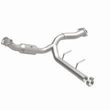 Load image into Gallery viewer, MagnaFlow 15-17 Ford F-150 5.0L Direct Fit Converter - 5551470