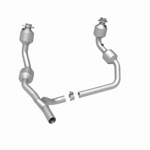 Load image into Gallery viewer, MagnaFlow Direct Fit Catalytic Converter 07-09 Jeep Wrangler 3.8L - 5582689