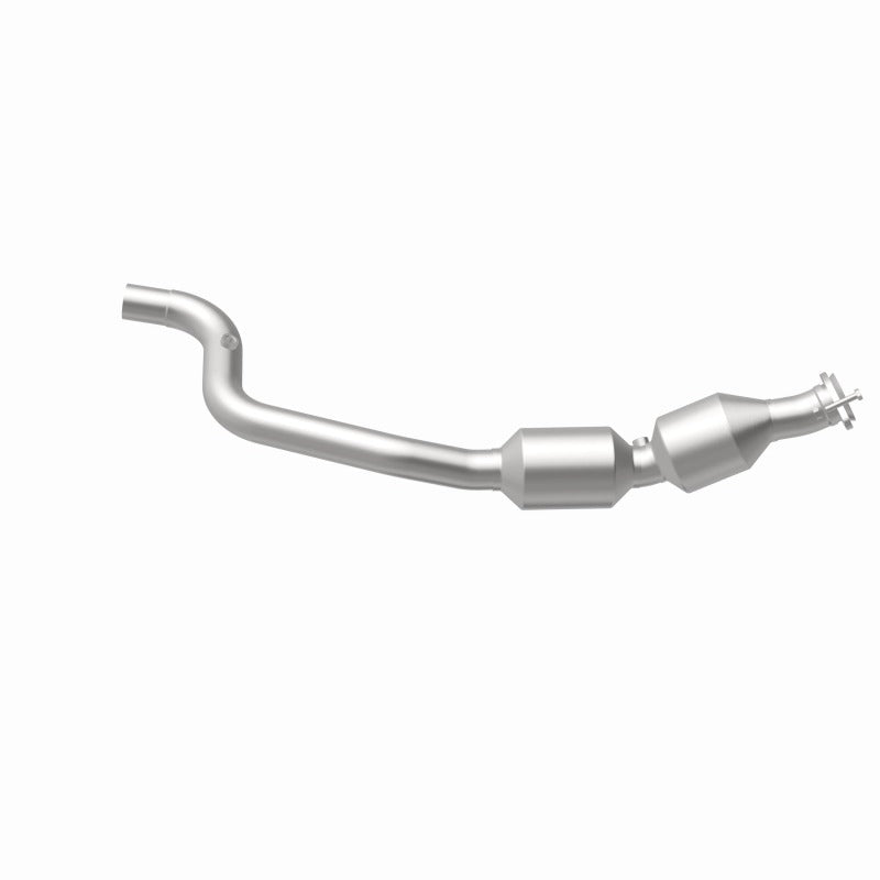 MagnaFlow 13-17 Range Rover V8 5 OEM Underbody Direct Fit EPA Compliant Catalytic Converter - 21-536