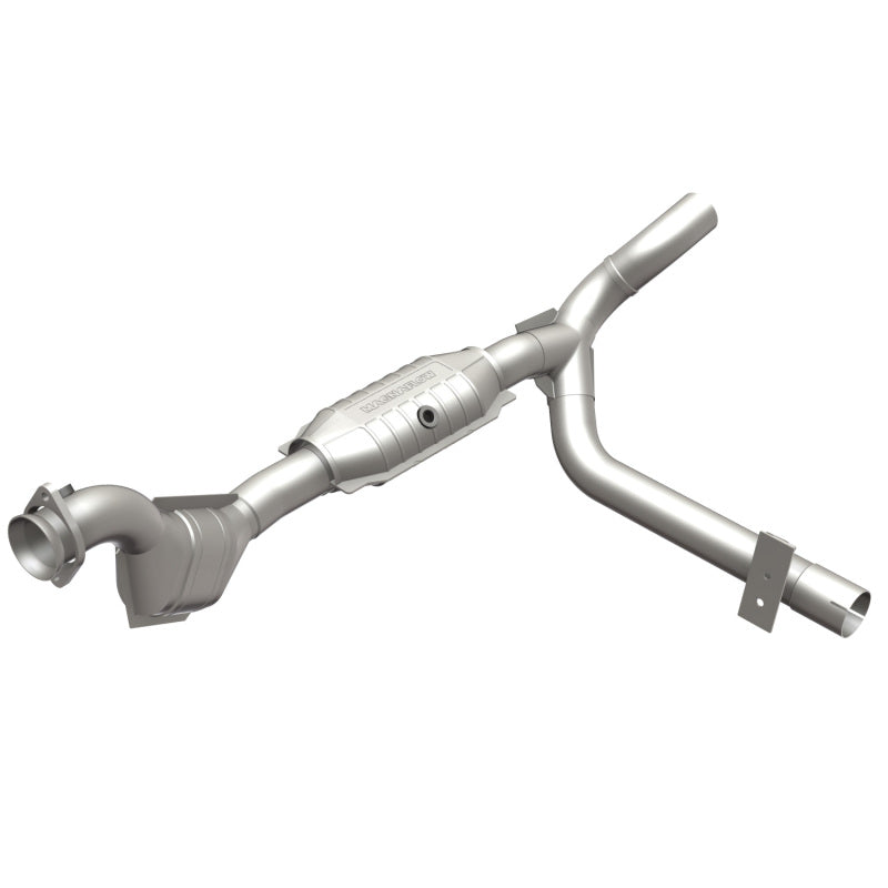 MagnaFlow Direct Fit Catalytic Converter 01 Ford Trucks 4.6L - 51839