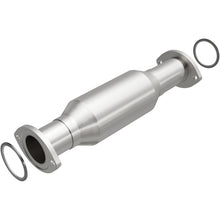 Load image into Gallery viewer, MagnaFlow 96-99 Toyota Tacoma 2.7L Direct Fit Converter - 4481609