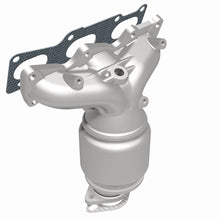 Load image into Gallery viewer, Magnaflow 07-10 Kia Sedona 3.8L California Grade CARB Compliant DF Manifold Catalytic Converter - 5582855