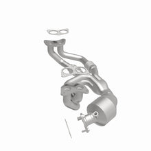 Load image into Gallery viewer, MagnaFlow Converter Direct Fit 06-11 Subaru Impreza 2.5L - 52305