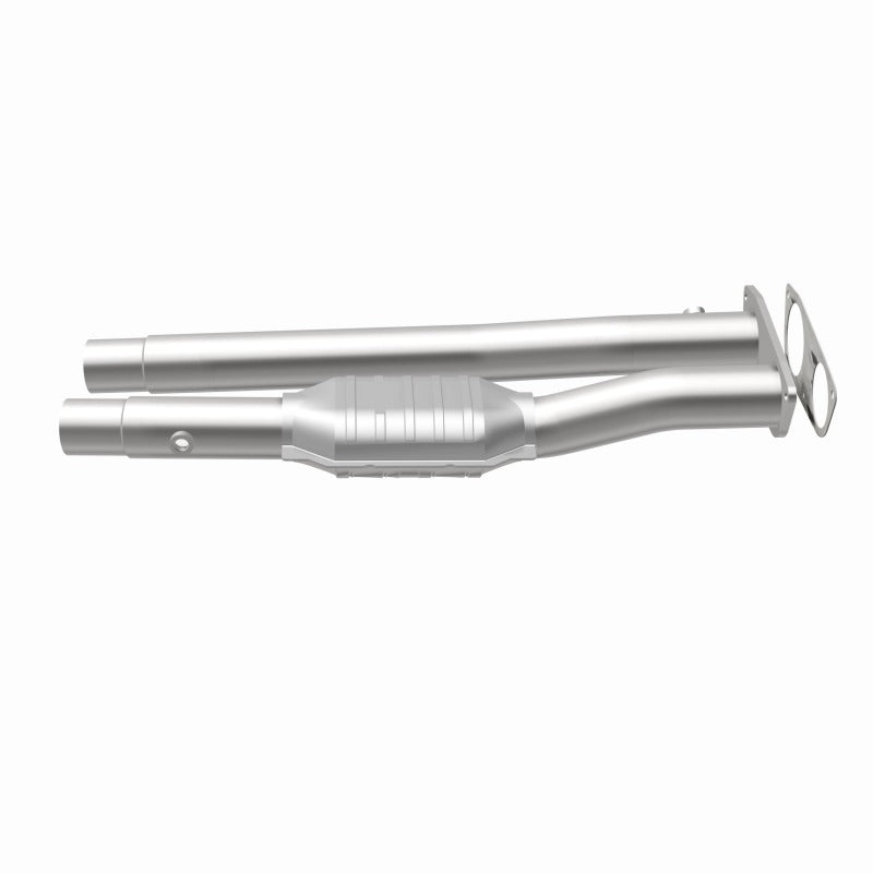 MagnaFlow 96-99 Chevy C2500 Suburban 7.4L Direct Fit Converter - 4451471