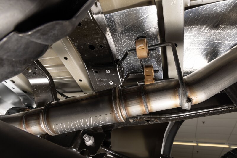 Flowmaster 17-24 F250/F350 GAS Direct Fit FlowFX Cat-Back Exhaust System - 718102