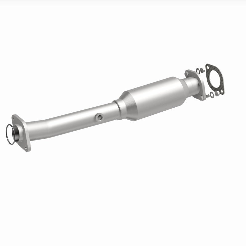 MagnaFlow 05-06 Nissan Titan 5.6L Direct Fit Converter - 5592215