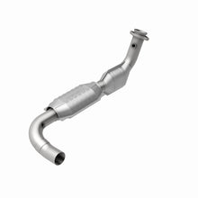 Load image into Gallery viewer, MagnaFlow Direct Fit Catalytic Converter 97-98 Ford Exped 4.6L D/S - 93129