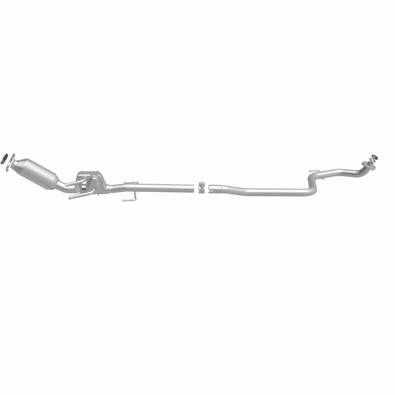 MagnaFlow Direct Fit Catalytic Converter 12-13 Toyota Prius C Base Underbody 1.5L - 280455