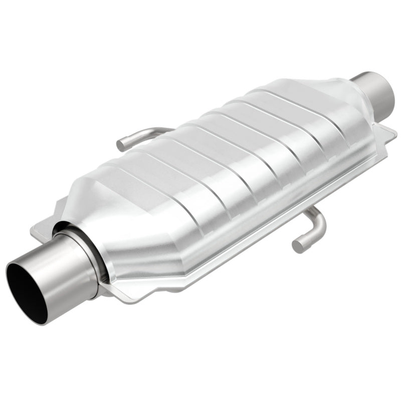 MagnaFlow Universal Catalytic Converter 2Air 19.5X7X4 2.25X2.25 - 95025