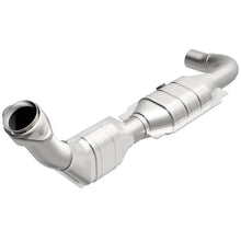 Load image into Gallery viewer, MagnaFlow Conv DF 99-00 Expedition 4.6 2WD DS - 93625