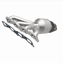 Load image into Gallery viewer, MagnaFlow 2016 Mitsubishi Outlander Manifold 2.4L Direct Fit Catalytic Converter - 290103