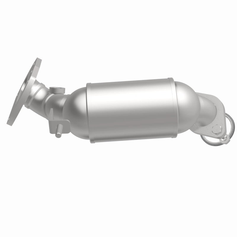 MagnaFlow 17-20 Toyota Sienna / 16-19 Lexus RX350 V6 3.5L Direct Fit Manifold Catalytic Converter - 22-009