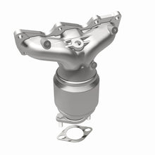 Load image into Gallery viewer, MagnaFlow Direct Fit Catalytic Converter 11-12 Kia Sedona 3.5L OEM Grade Manifold - 52782