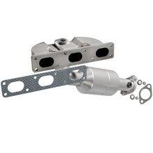 Load image into Gallery viewer, MagnaFlow Direct Fit Catalytic Converter BMW 5 04-05 Rear Mani - 452297