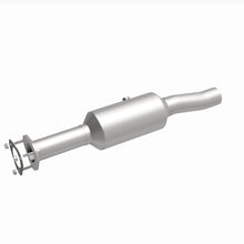 Load image into Gallery viewer, MagnaFlow 16-19 Ford E-450 Super Duty Base V10 6.8L Underbody Direct-Fit Catalytic Converter - 280446