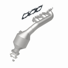 Load image into Gallery viewer, MagnaFlow Direct Fit Catalytic Converter 2009 Kia Borrego 3.8L Passenger Side - 51401