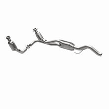 Load image into Gallery viewer, MagnaFlow Direct Fit Catalytic Converter 00-03 Dodge Dakota 4.7L 4WD (49 State) - 93181