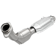 Load image into Gallery viewer, MagnaFlow Direct Fit Catalytic Converter 99 Ford F-150 4.6L - 23028