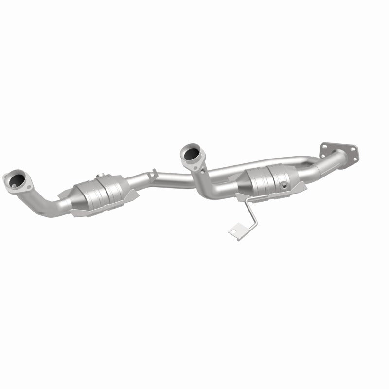 MagnaFlow Direct Fit Catalytic Converter 04 Ford Freestar 3.9L - 23083