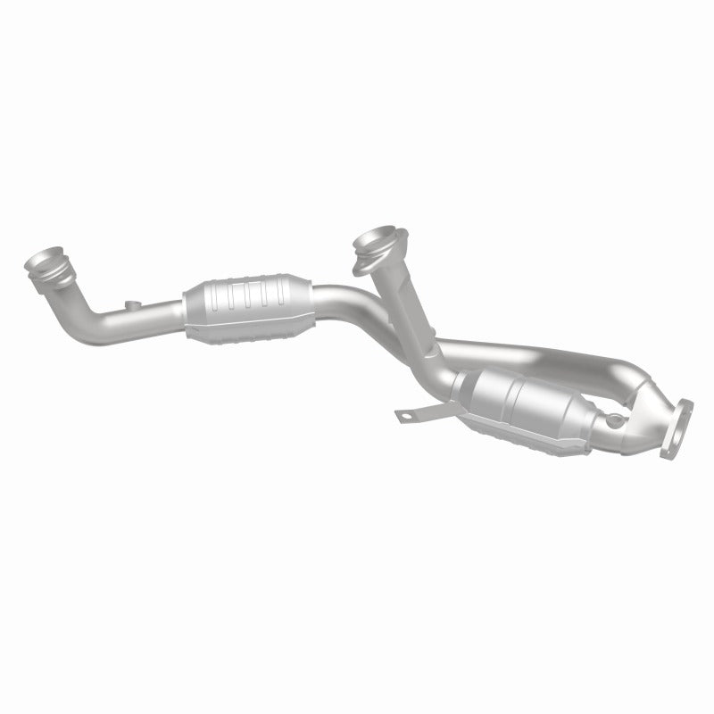 MagnaFlow Direct Fit Catalytic Converter 96-99 Taurus 3.4L Front C - 23533