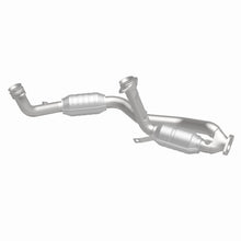 Load image into Gallery viewer, MagnaFlow Direct Fit Catalytic Converter 96-99 Taurus 3.4L Front C - 23533