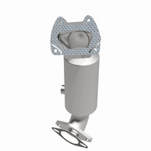 Load image into Gallery viewer, MagnaFlow Direct Fit Catalytic Converter 17-18 Chrysler Pacifica 3.6L - 21-950