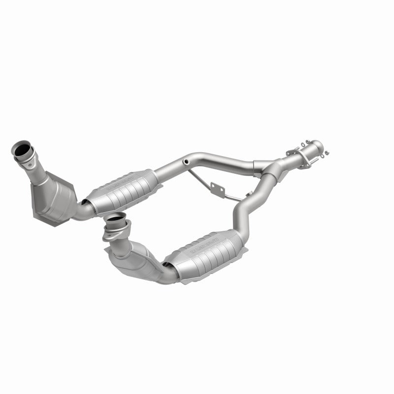 MagnaFlow Direct Fit Catalytic Converter 96-98 Ford Mustang 3.8L - 93344