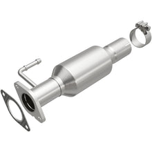 Load image into Gallery viewer, MagnaFlow Direct Fit Catalytic Converter 15-16 Ford Edge 3.5L FWD - Rear - 21-730