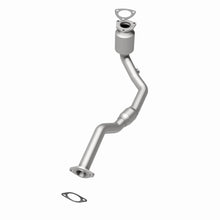 Load image into Gallery viewer, MagnaFlow Direct Fit Catalytic Converter 02-03 Saturn Vue 3.0L Front - 51390
