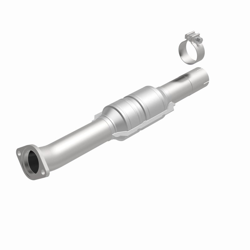 MagnaFlow Direct Fit Catalytic Converter 2010-2012 VENZA 2.7L Underbody - 52108