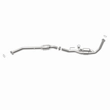 Load image into Gallery viewer, MagnaFlow 98-00 Sienna V6 3 OEM Underbody Direct Fit Converter - 52457