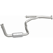 Load image into Gallery viewer, MagnaFlow Direct Fit Catalytic Converter 2004 Liberty D/S frt OEM - 49582